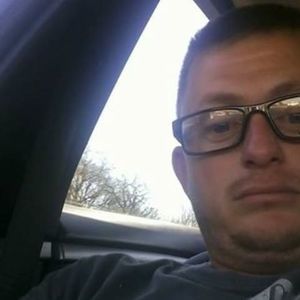 Meet your Posher, Joshua